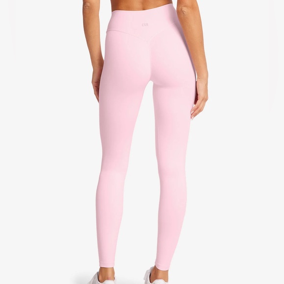 CSB NWT Form Crop Top and Invisible Scrunch set - Picture 11 of 11